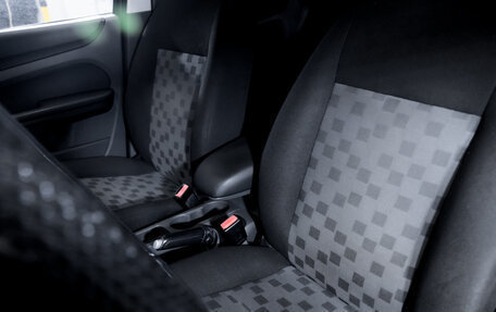 Ford Focus II рестайлинг, 2006 год, 395 000 рублей, 17 фотография