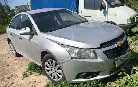 Chevrolet Cruze II, 2011 год, 270 000 рублей, 5 фотография