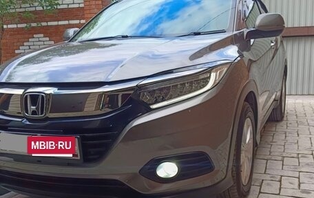 Honda Vezel, 2020 год, 2 100 000 рублей, 12 фотография