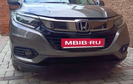 Honda Vezel, 2020 год, 2 100 000 рублей, 27 фотография