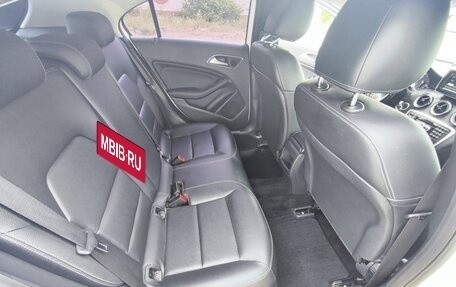 Mercedes-Benz A-Класс, 2015 год, 1 500 000 рублей, 6 фотография