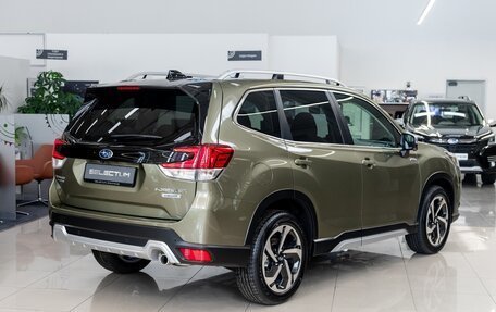 Subaru Forester, 2024 год, 4 990 000 рублей, 10 фотография