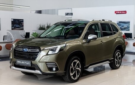 Subaru Forester, 2024 год, 4 990 000 рублей, 2 фотография