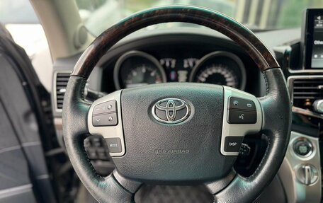 Toyota Land Cruiser 200, 2012 год, 3 399 000 рублей, 32 фотография