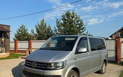 Volkswagen Caravelle T6 рестайлинг, 2018 год, 3 100 000 рублей, 1 фотография