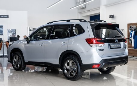 Subaru Forester, 2024 год, 4 990 000 рублей, 9 фотография
