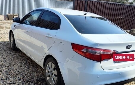KIA Rio III рестайлинг, 2014 год, 850 000 рублей, 3 фотография