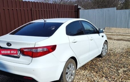KIA Rio III рестайлинг, 2014 год, 850 000 рублей, 4 фотография