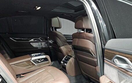BMW 7 серия, 2022 год, 6 995 000 рублей, 13 фотография