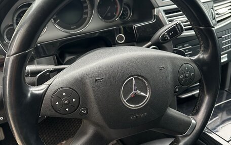 Mercedes-Benz E-Класс, 2011 год, 1 750 000 рублей, 13 фотография
