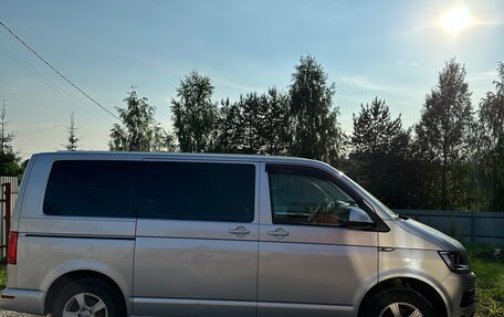 Volkswagen Caravelle T6 рестайлинг, 2018 год, 3 100 000 рублей, 6 фотография