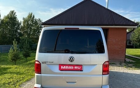 Volkswagen Caravelle T6 рестайлинг, 2018 год, 3 100 000 рублей, 4 фотография