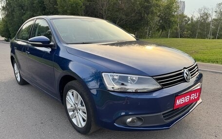 Volkswagen Jetta VI, 2014 год, 1 290 000 рублей, 10 фотография