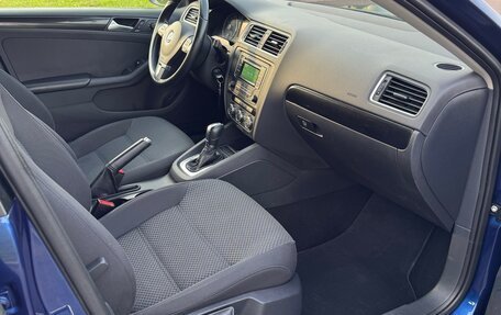 Volkswagen Jetta VI, 2014 год, 1 290 000 рублей, 23 фотография
