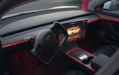 Tesla Model 3 I, 2023 год, 1 892 696 рублей, 3 фотография