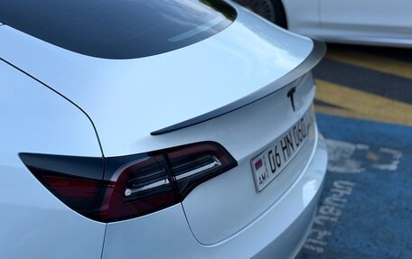 Tesla Model 3 I, 2023 год, 1 892 696 рублей, 12 фотография