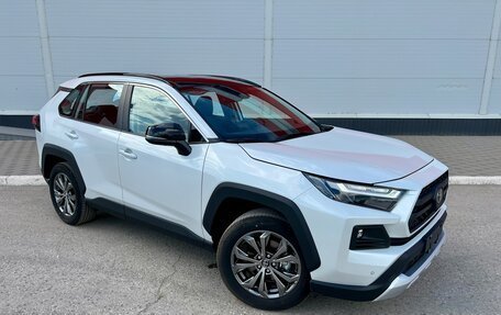 Toyota RAV4, 2024 год, 3 600 000 рублей, 2 фотография