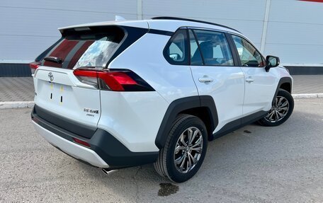 Toyota RAV4, 2024 год, 3 600 000 рублей, 7 фотография