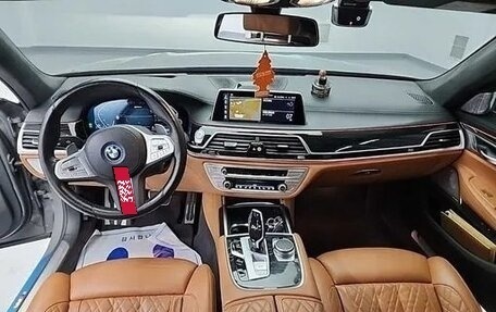 BMW 7 серия, 2022 год, 6 000 000 рублей, 5 фотография