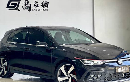 Volkswagen Golf GTI, 2022 год, 2 085 995 рублей, 3 фотография