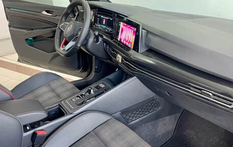 Volkswagen Golf GTI, 2022 год, 2 085 995 рублей, 14 фотография