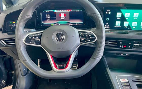 Volkswagen Golf GTI, 2022 год, 2 085 995 рублей, 15 фотография