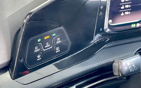 Volkswagen Golf GTI, 2022 год, 2 085 995 рублей, 17 фотография