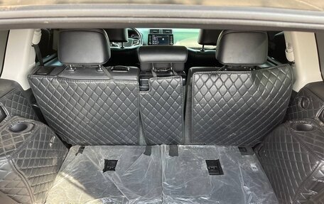 Toyota Land Cruiser Prado 150 рестайлинг 2, 2022 год, 5 603 000 рублей, 17 фотография