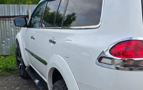 Mitsubishi Pajero Sport II рестайлинг, 2015 год, 3 200 000 рублей, 17 фотография