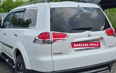 Mitsubishi Pajero Sport II рестайлинг, 2015 год, 3 200 000 рублей, 18 фотография