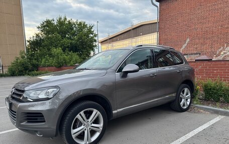 Volkswagen Touareg III, 2012 год, 2 480 000 рублей, 2 фотография