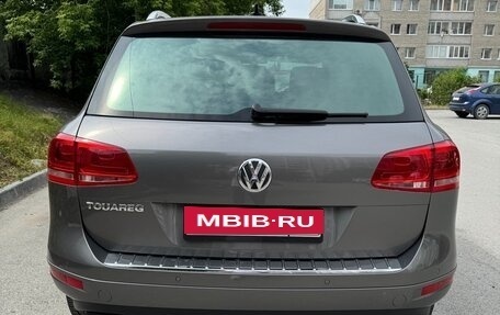 Volkswagen Touareg III, 2012 год, 2 480 000 рублей, 4 фотография