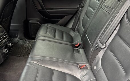 Volkswagen Touareg III, 2012 год, 2 480 000 рублей, 11 фотография