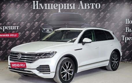 Volkswagen Touareg III, 2020 год, 4 400 000 рублей, 3 фотография