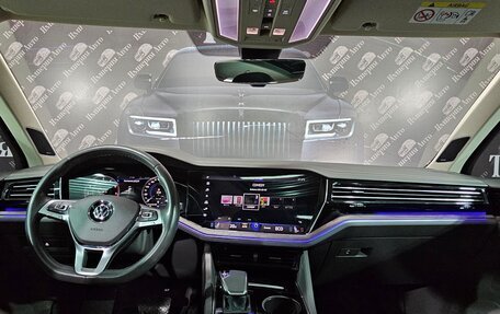 Volkswagen Touareg III, 2020 год, 4 400 000 рублей, 17 фотография