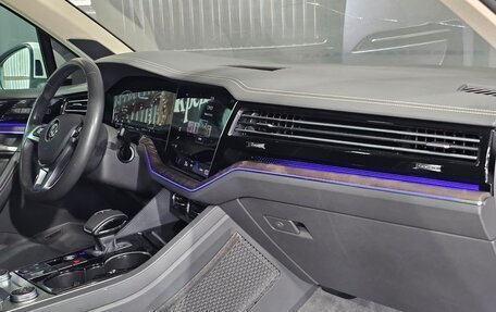 Volkswagen Touareg III, 2020 год, 4 400 000 рублей, 19 фотография