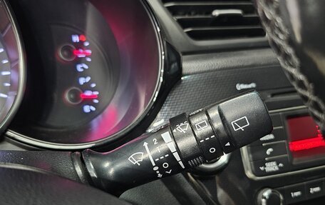 KIA Rio III рестайлинг, 2015 год, 895 000 рублей, 29 фотография