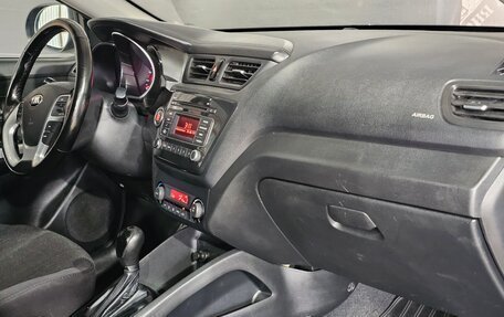 KIA Rio III рестайлинг, 2015 год, 895 000 рублей, 22 фотография