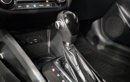 KIA Rio III рестайлинг, 2015 год, 895 000 рублей, 33 фотография