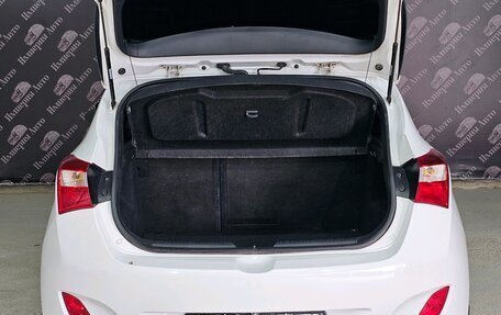 Hyundai i30 II рестайлинг, 2012 год, 805 000 рублей, 15 фотография
