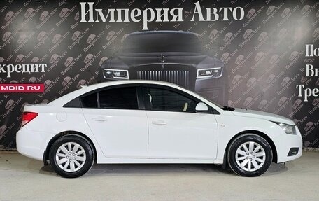 Chevrolet Cruze II, 2011 год, 815 000 рублей, 8 фотография