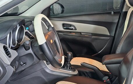 Chevrolet Cruze II, 2011 год, 815 000 рублей, 18 фотография