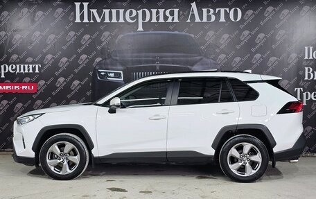Toyota RAV4, 2019 год, 2 990 000 рублей, 4 фотография