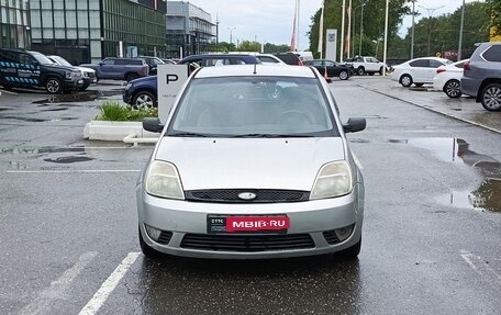 Ford Fiesta, 2004 год, 196 000 рублей, 2 фотография