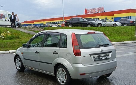 Ford Fiesta, 2004 год, 196 000 рублей, 7 фотография