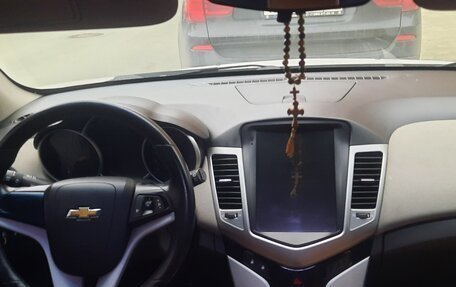Chevrolet Cruze II, 2012 год, 755 555 рублей, 6 фотография
