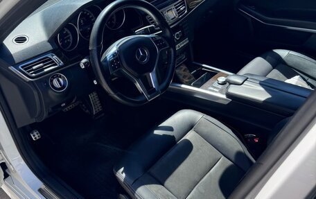 Mercedes-Benz E-Класс, 2015 год, 2 250 000 рублей, 3 фотография