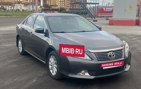 Toyota Camry, 2013 год, 1 570 000 рублей, 3 фотография