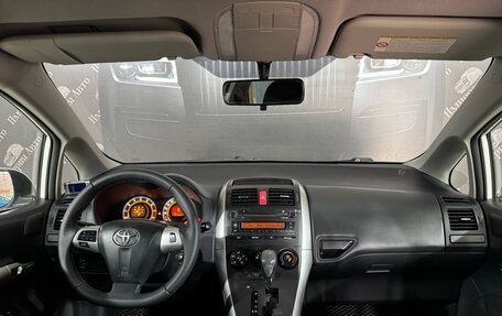Toyota Auris II, 2011 год, 990 000 рублей, 15 фотография
