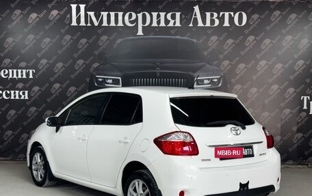 Toyota Auris II, 2011 год, 990 000 рублей, 6 фотография